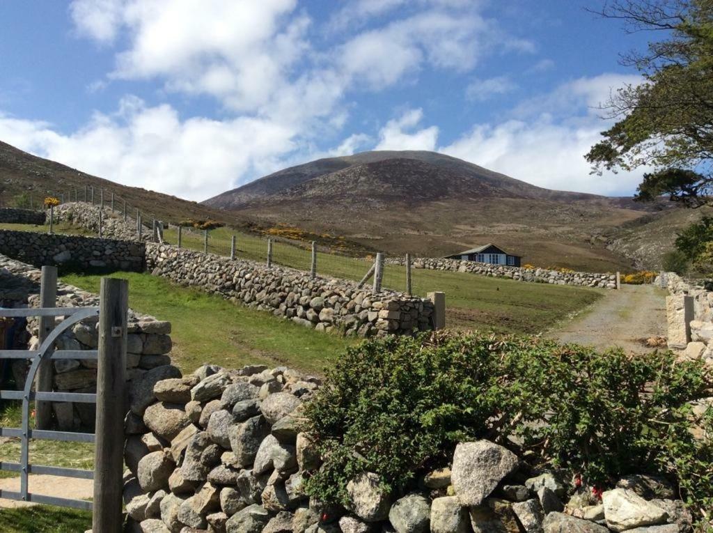 Stunning Views At Ballagh Cottage Newcastle Newcastle  Exterior foto